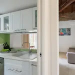 Agostina Villa *