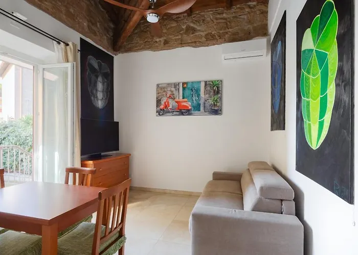 Agostina Villa Roma